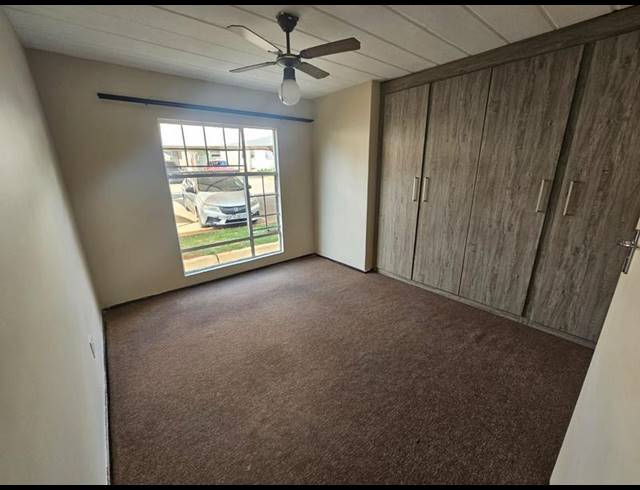 2 BEDROOM APARTMENT FOR SALE IN DIE HOEWES